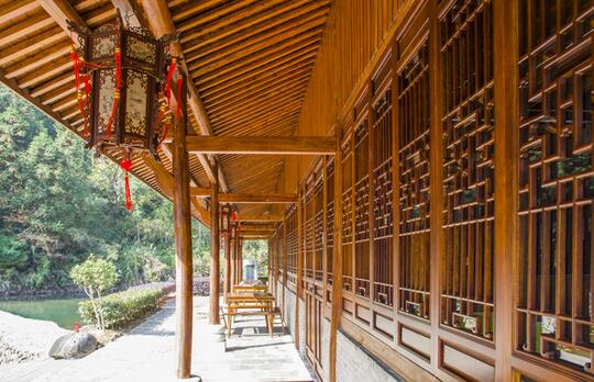 重慶木材加工廠(chǎng)：中國人為何有實(shí)木情結